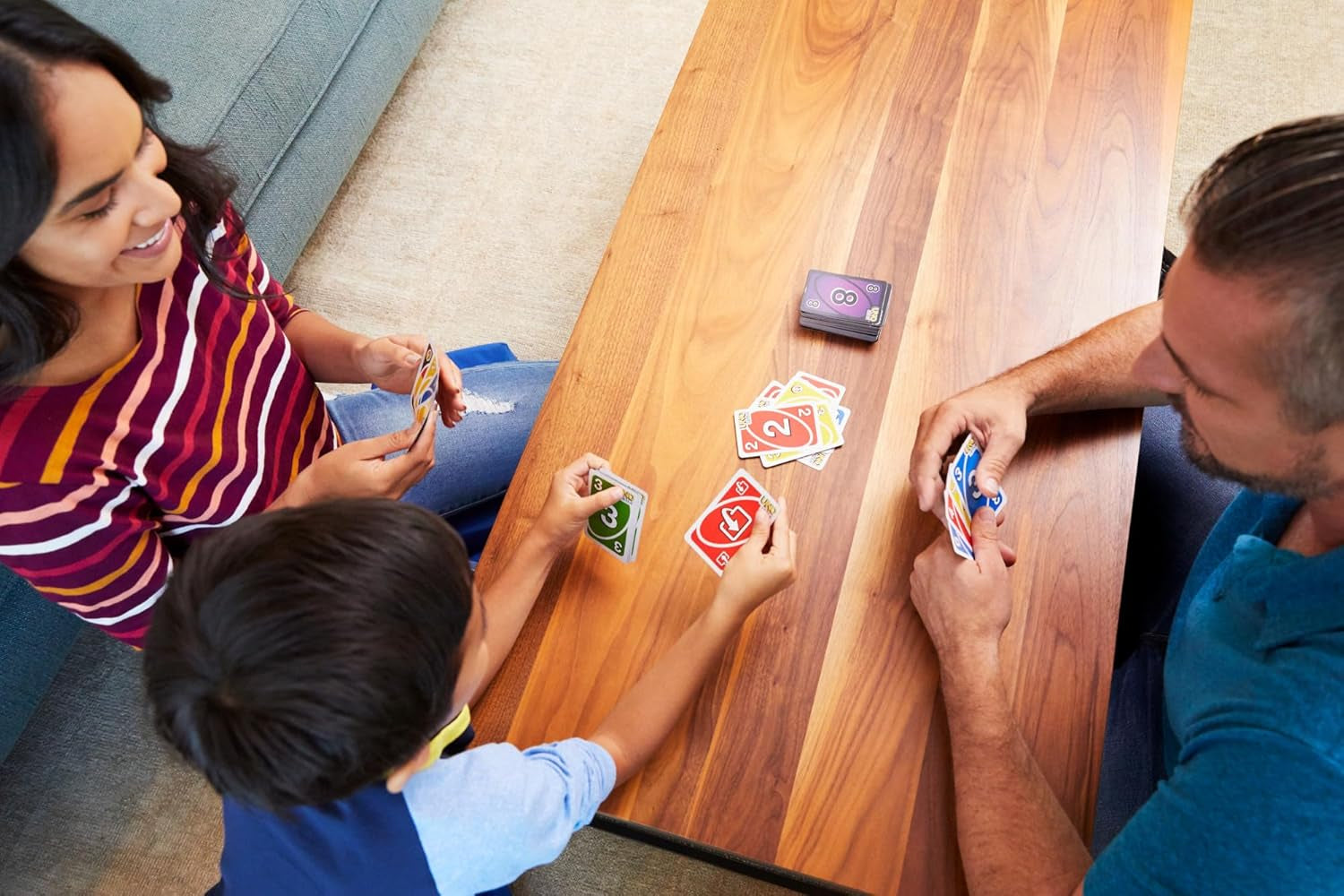 UNO FLIP! Family Card Game, with 112 Cards in a Sturdy Storage Tin, Makes a Great Toy for 7Y+ and up UNO FLIP! Family Card Game, with 112 Cards in a Sturdy Storage Tin (Amazon Exclusive)